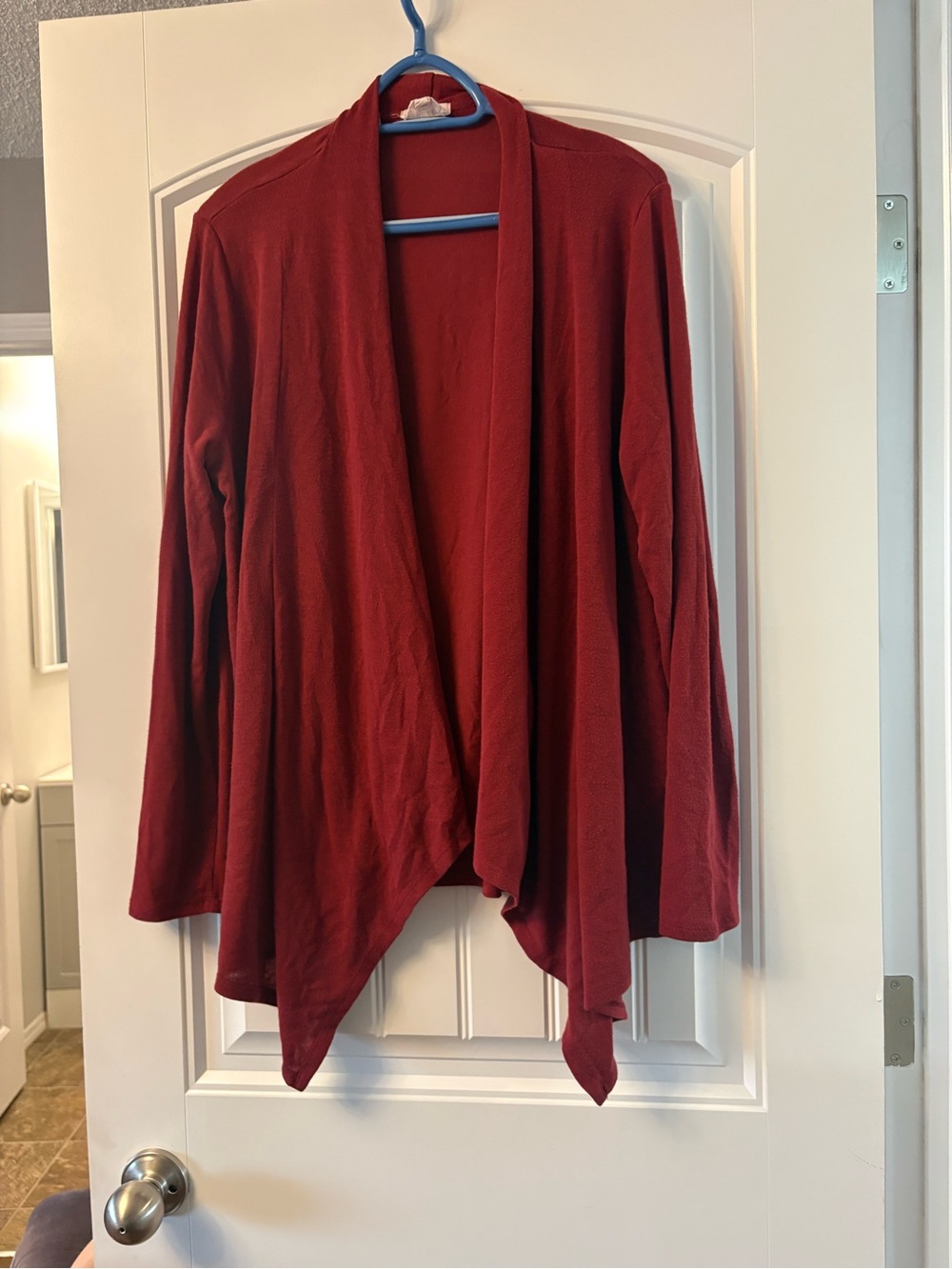 ANDREE BY UNIT Open-Front Draped Cardigan in Deep Red